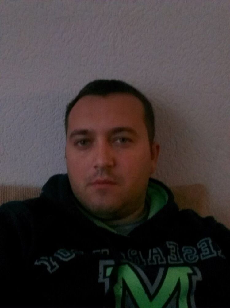  13638511  Edward, 37 ,    