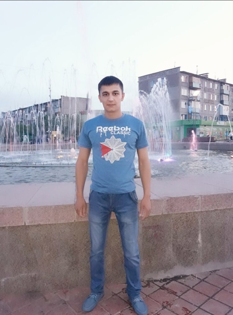  9922581  , 32 ,    
