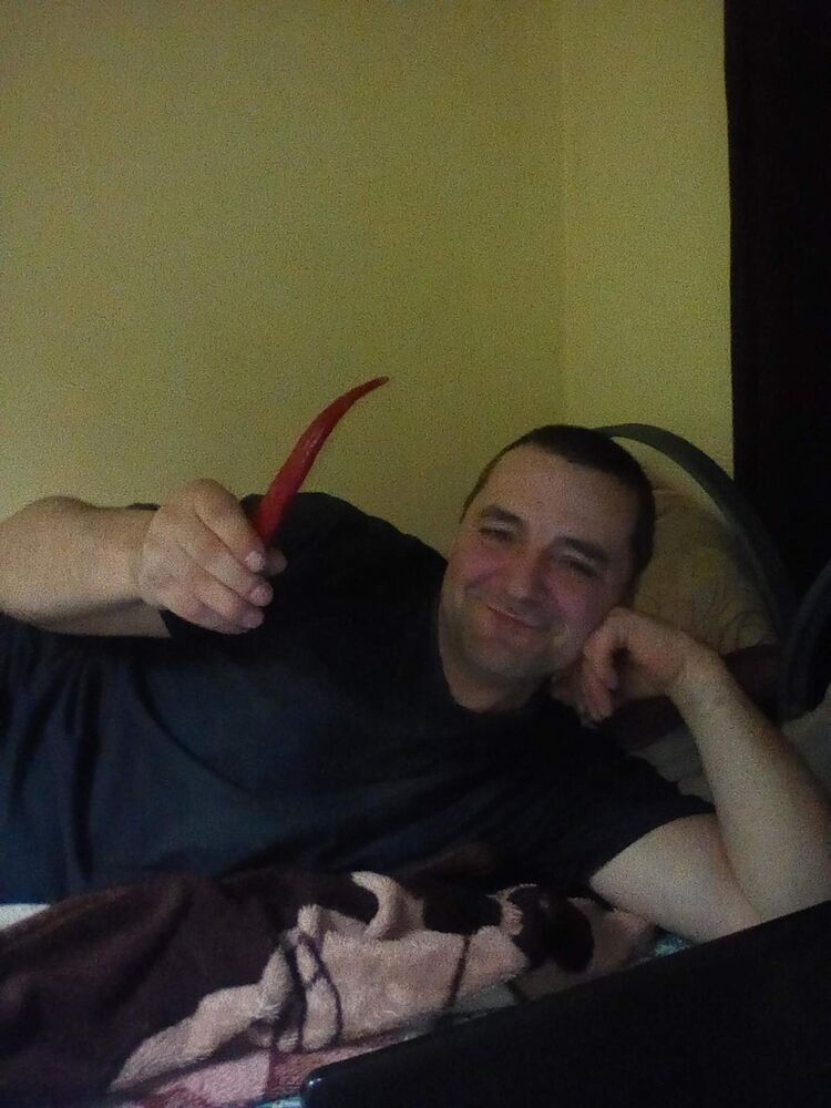  9292181  Sergei, 55 ,    