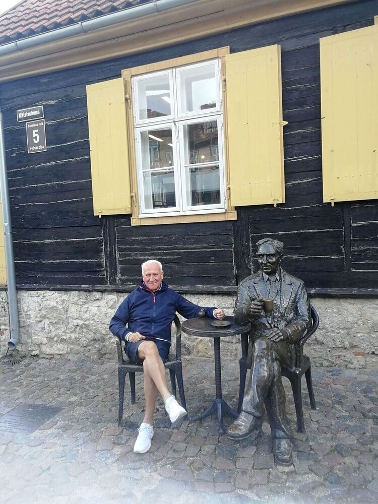  ,   Vladimir, 63 ,   ,   , c 