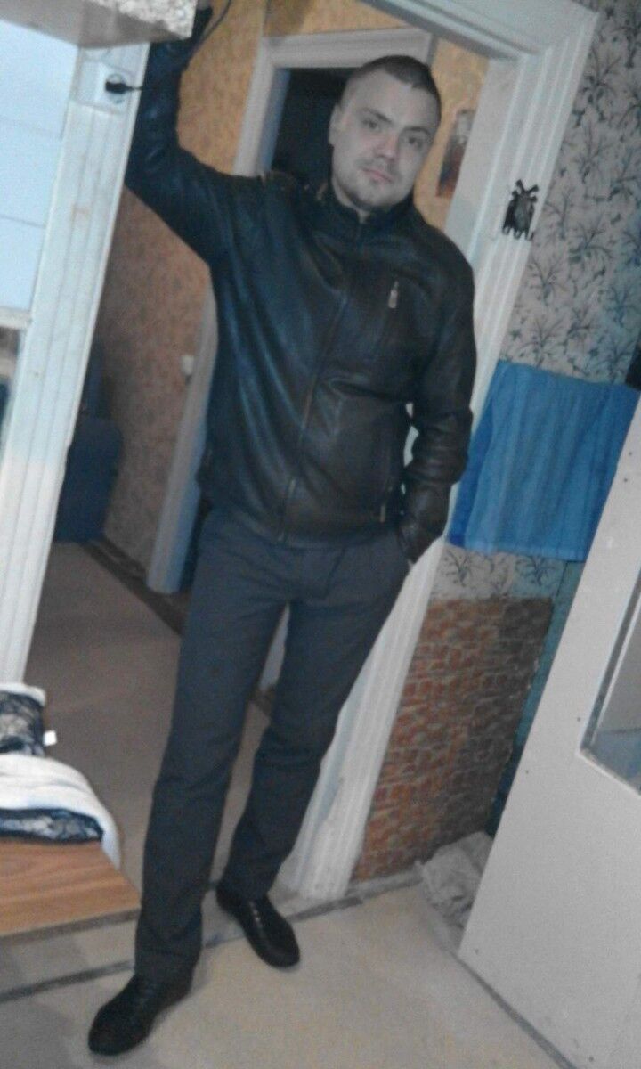  8655571  Maksim, 36 ,    