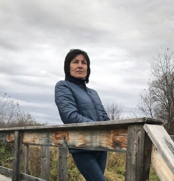 19694531  Elena, 53 ,    