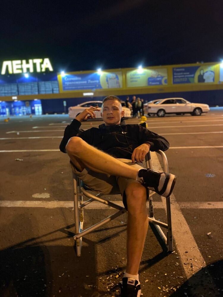  52332641  Andrei, 30 ,    