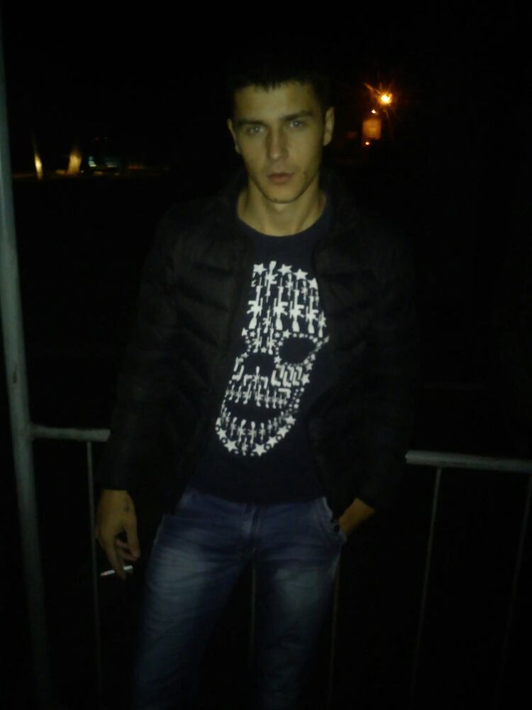  42260931  Nikolya, 30 ,    