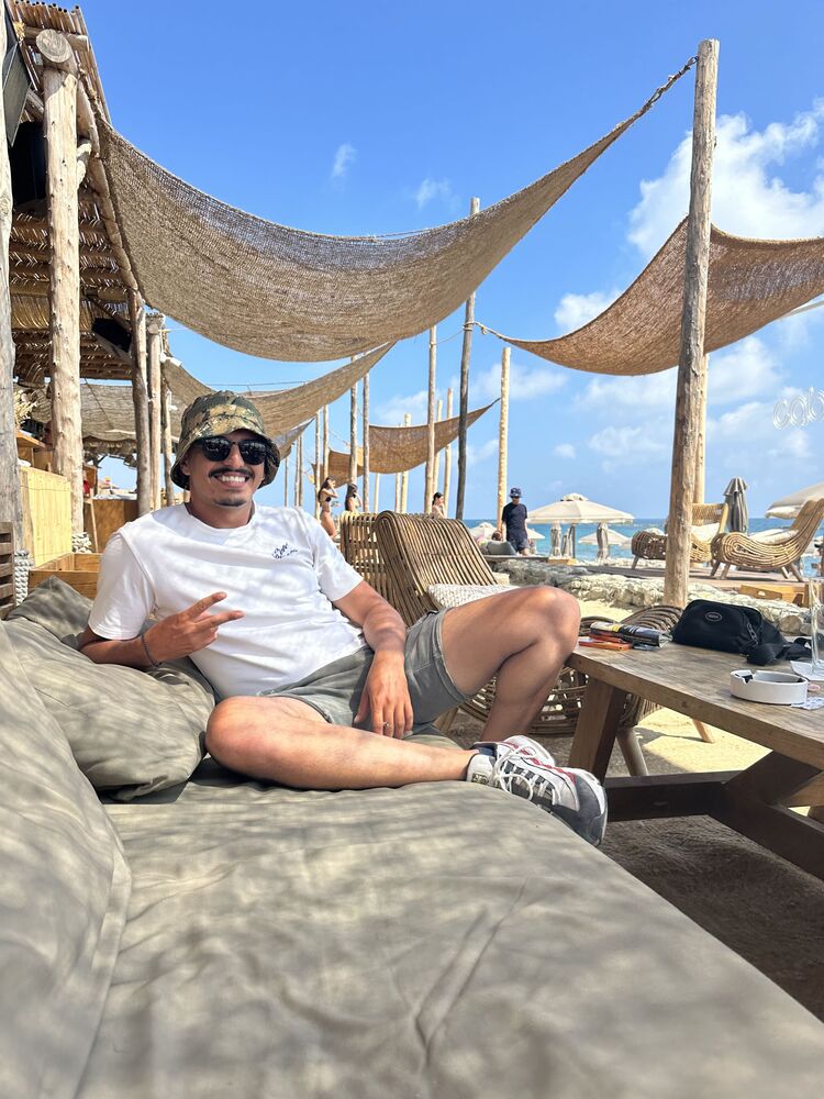  Limassol,   Georgios, 31 ,   ,   