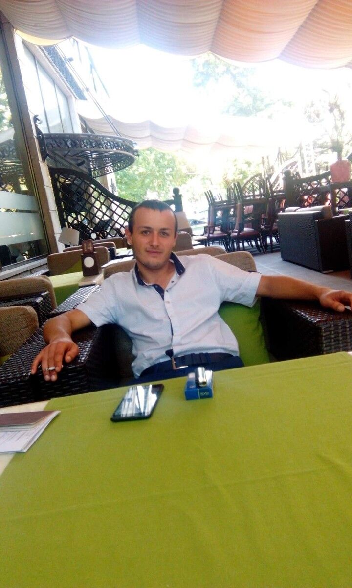  16895331  Hayko, 29 ,    