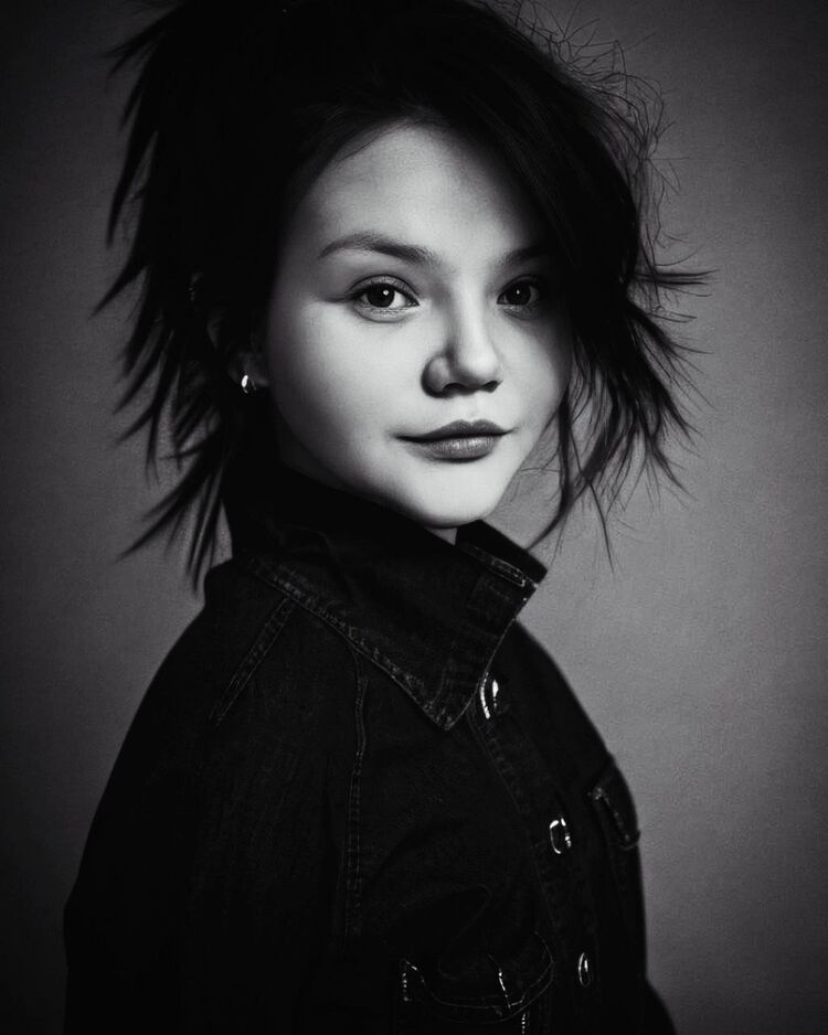  50012261  Alia, 27 ,    