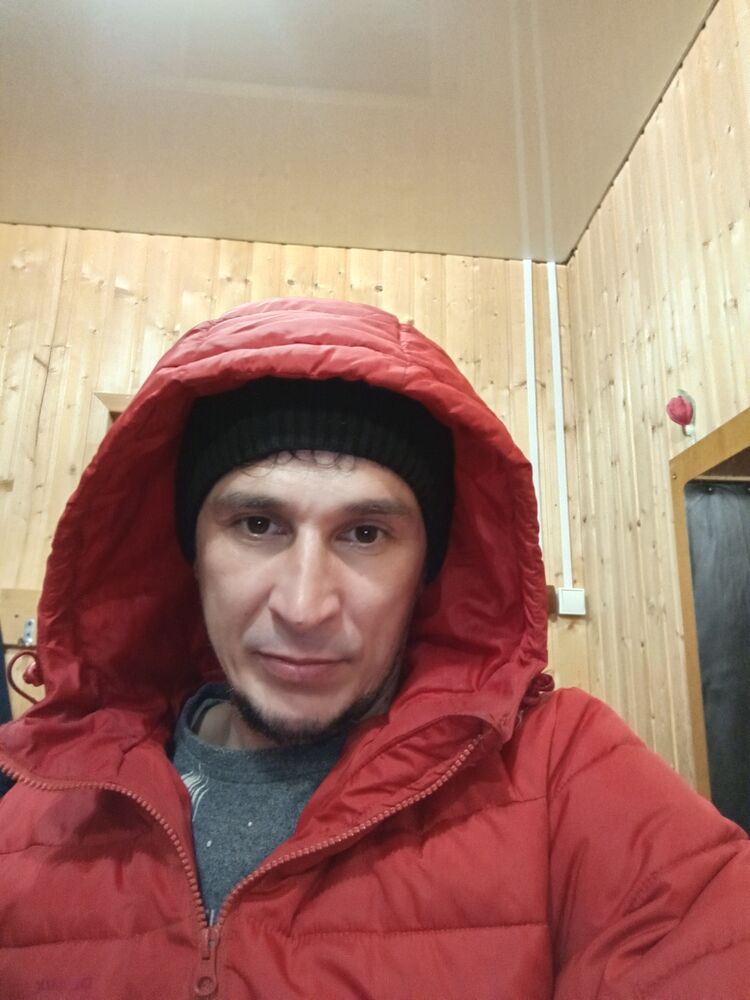 41153861  , 39 ,    