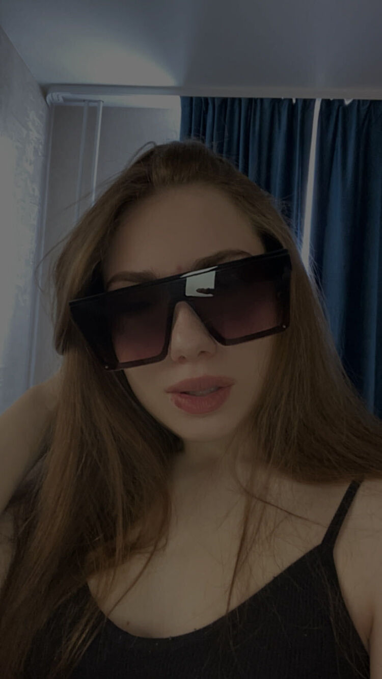  ,   Variusha, 20 ,   ,   
