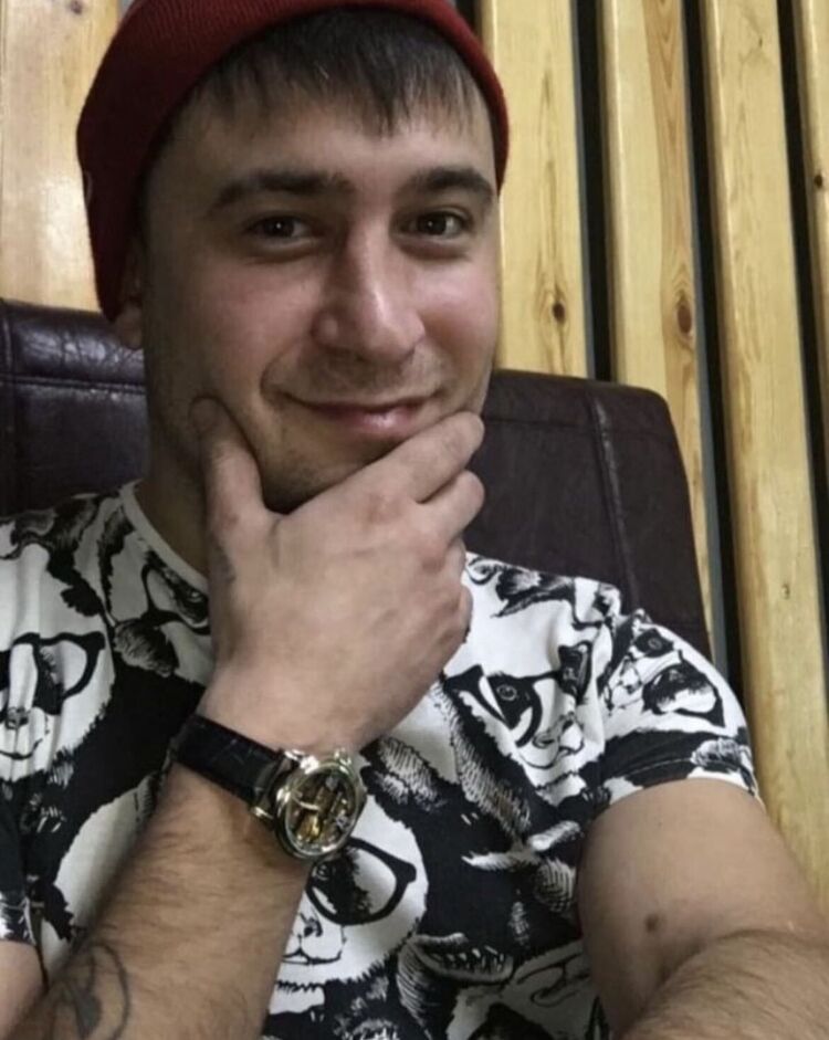  43539341  , 30 ,    