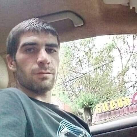  26093951  Davo, 29 ,    