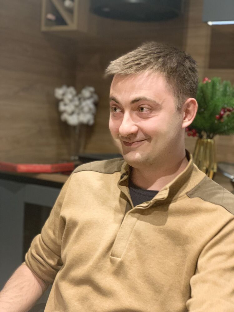 ���� 25557931 ������� ˸��, 34 ����, ���� ���������� � ������