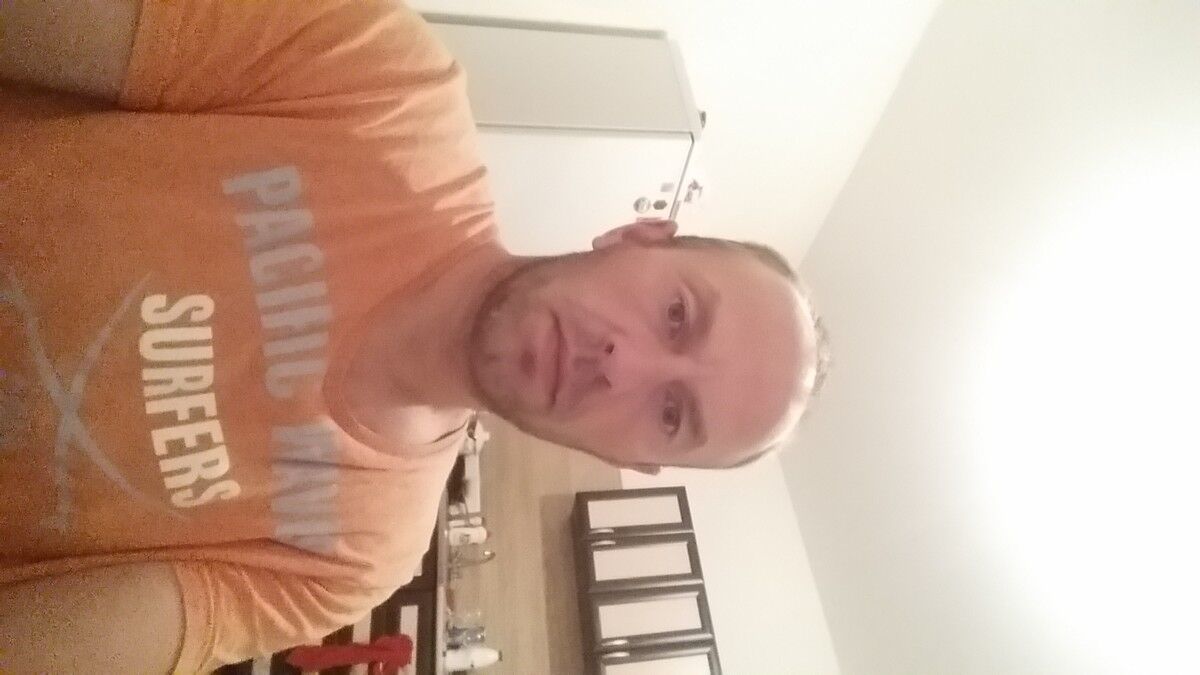  ,   Gennadij, 45 ,   ,   , c 