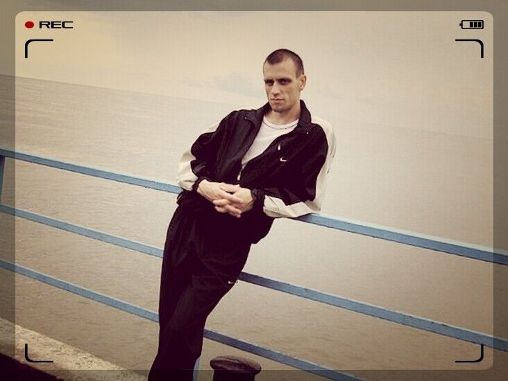  ,   Denis, 40 ,   ,   , c , 