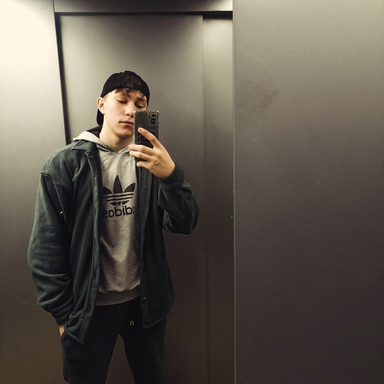  42867901  , 19 ,    