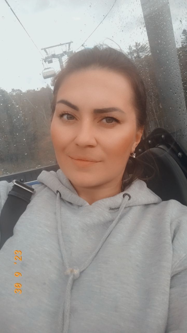  38297731  , 33 ,    -