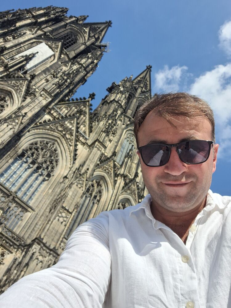  44936301  Emil, 40 ,    's-Graveland