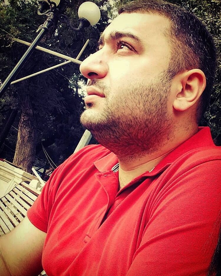  ,   Farid, 37 ,   ,   , c 