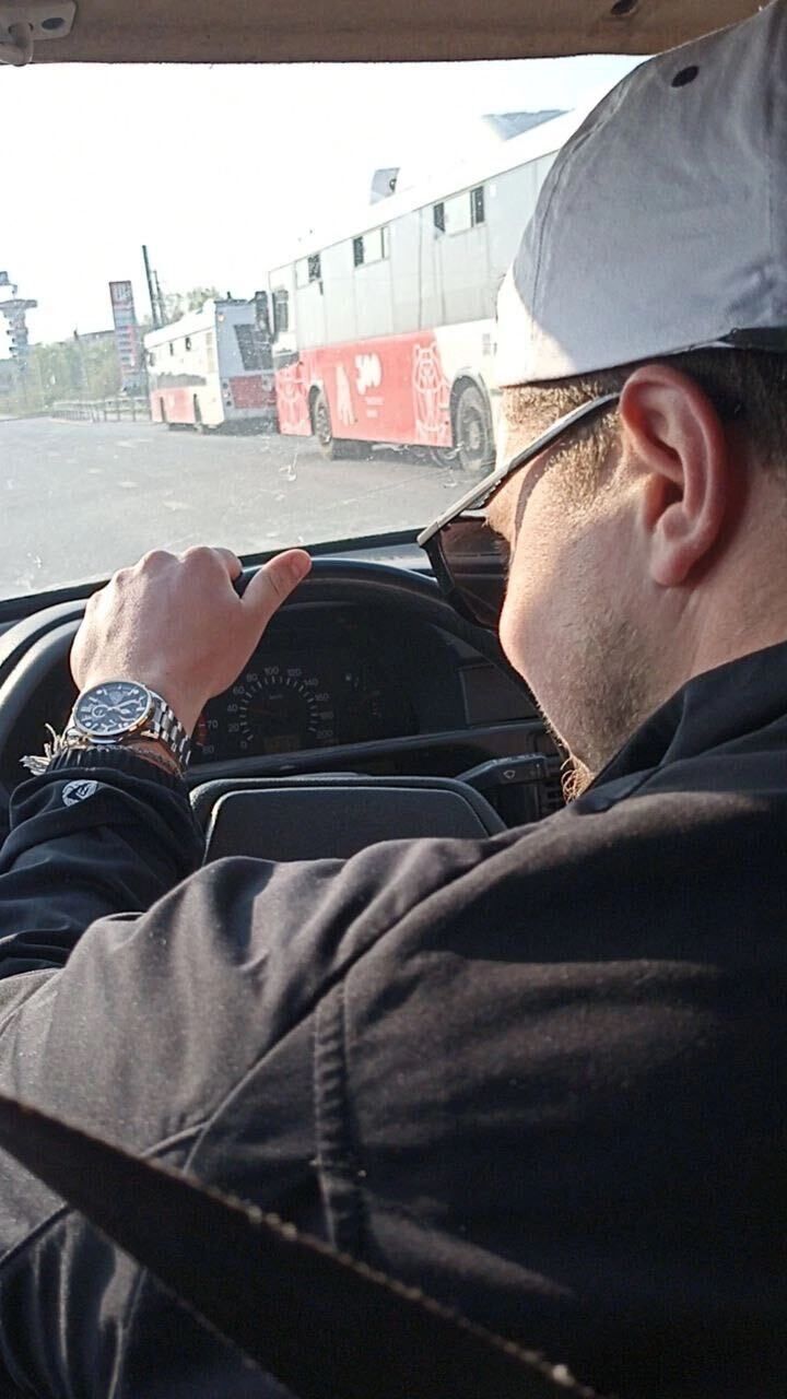  35399731  , 28 ,    