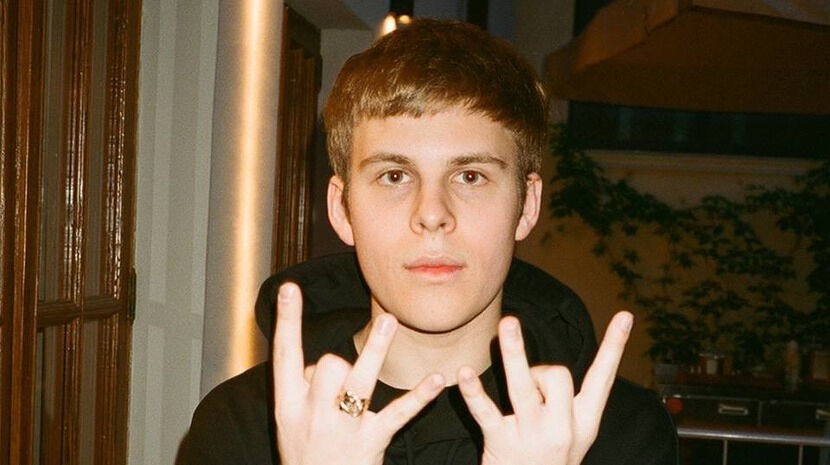 ���� 40293921 ����� ������, 22 ����, ���� ���������� � ��������