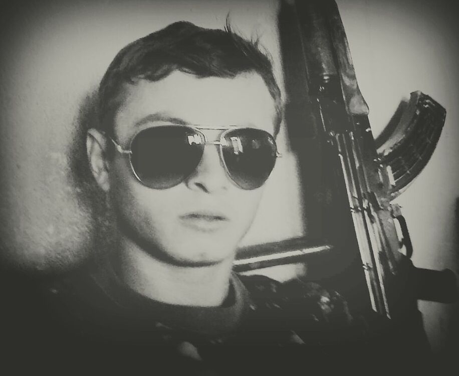  5807851  , 32 ,    