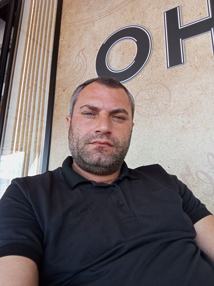  ,   Gurgen, 40 ,     , c , 