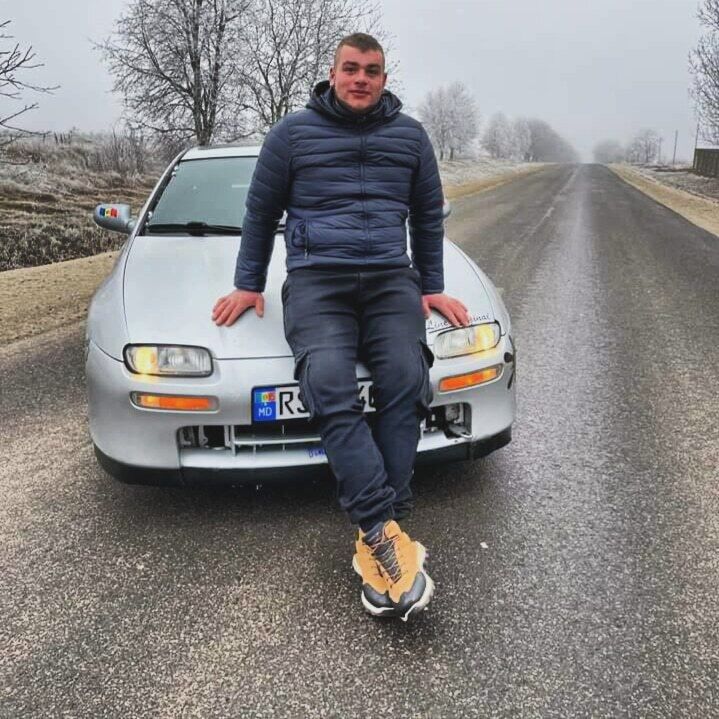  46991161  , 21 ,    