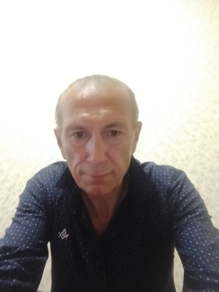  35881591  Rena, 53 ,    