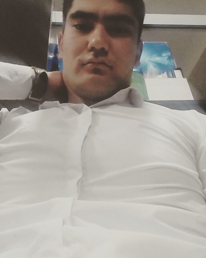  19692061  Alisher, 31 ,    