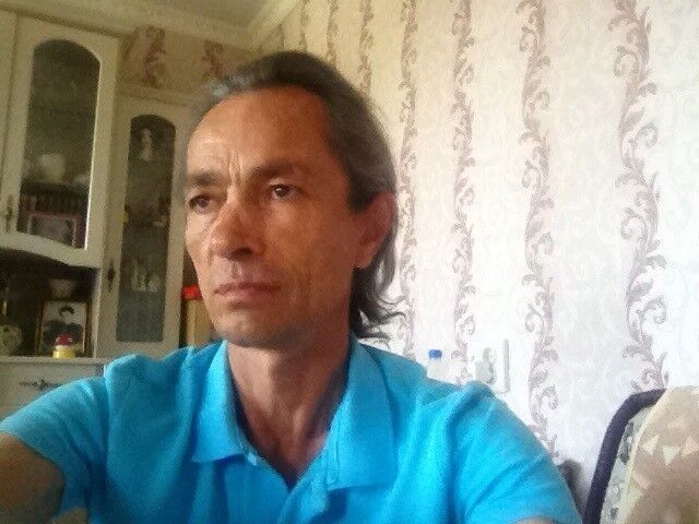  10173661  Oleg, 54 ,    