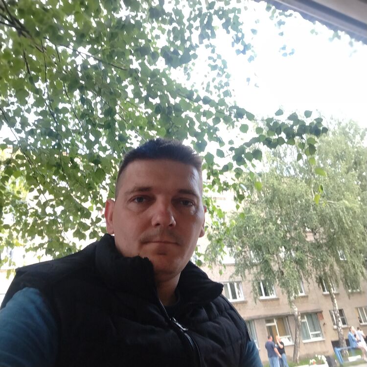  44147221   , 36 ,    