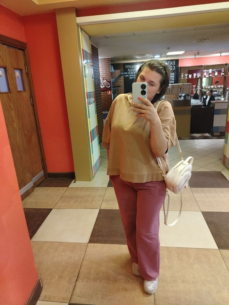  53082381  Natalia, 29 ,    
