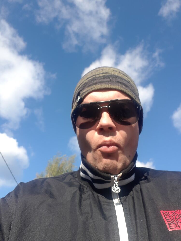  ,   Igors, 36 ,   ,   , c 