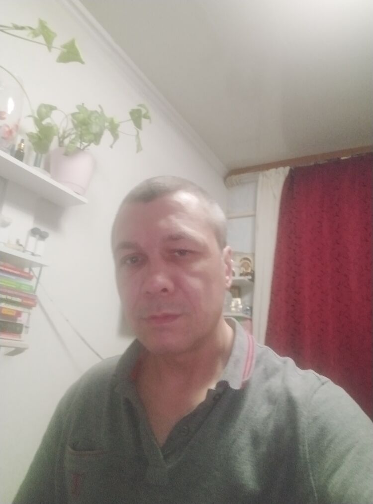  50649651  Alekcei, 42 ,    