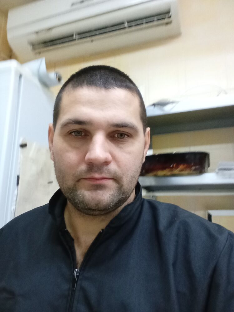  40568721  , 40 ,    
