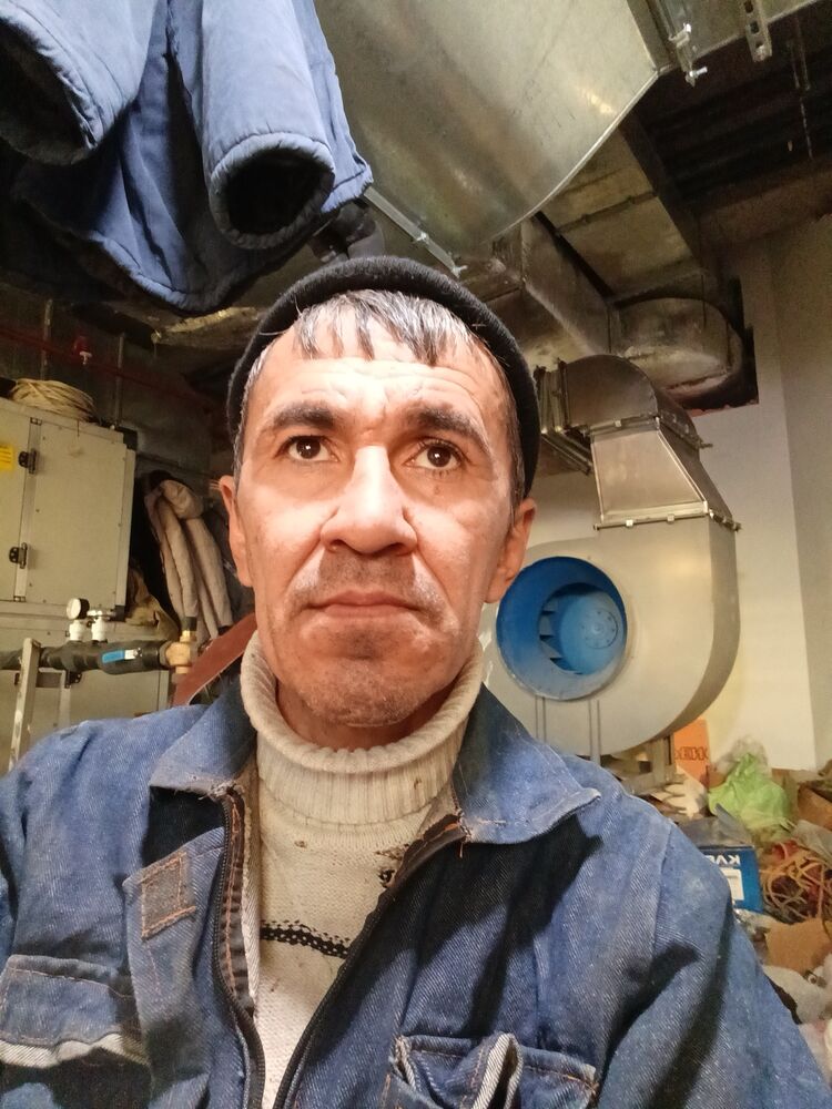  54363721  Rafael, 45 ,    