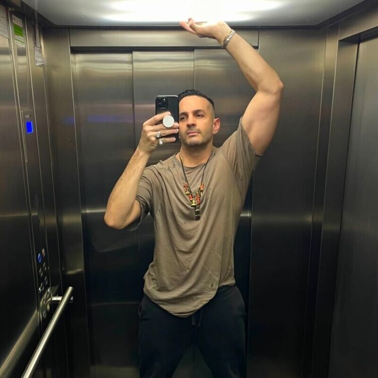 ���� 56238421 ������� �������, 37 ���, ���� ���������� � �����