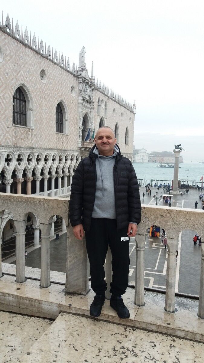  ,   Leonid, 58 ,   ,   , c 