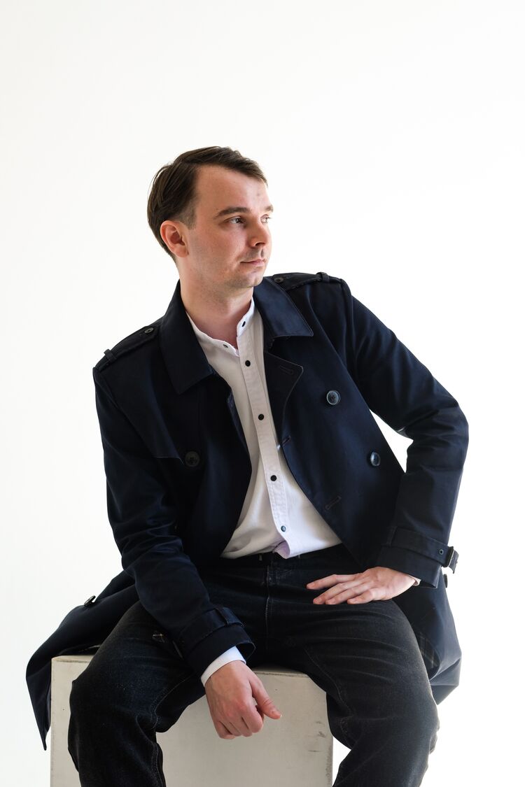  44626351  , 33 ,    -