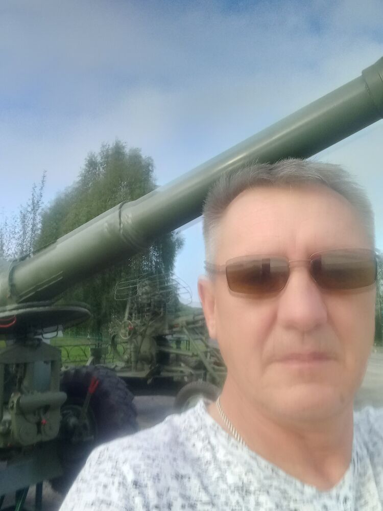  28978691  , 53 ,    