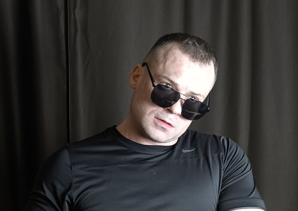  54149811  Wake up, 40 ,    