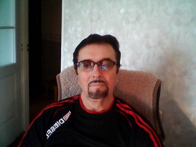  ,   Petr, 82 ,   ,   , c 