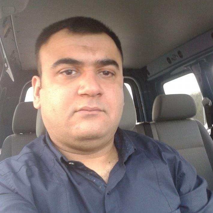  47985691  Zaur, 43 ,    