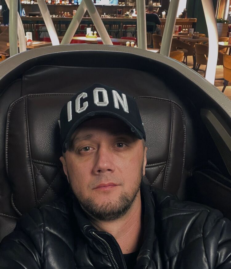 ���� 49546521 ������� Maxim, 42 ����, ���� ���������� � ���������