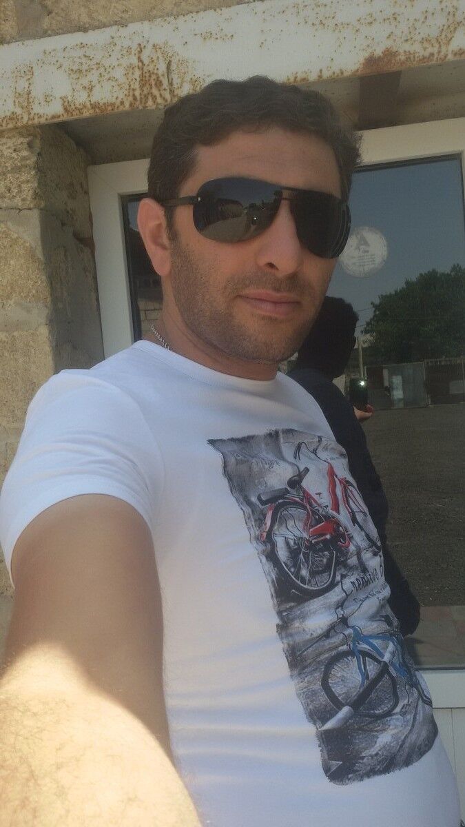  6601221  Zaur, 45 ,    