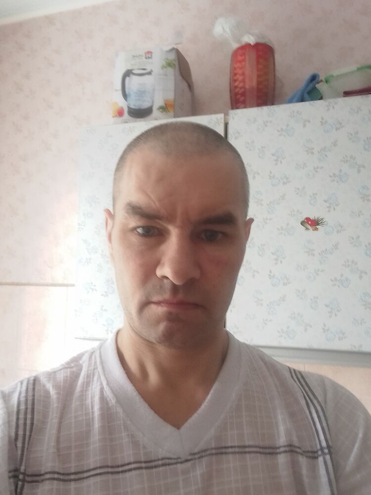  46032371  Andy, 43 ,    