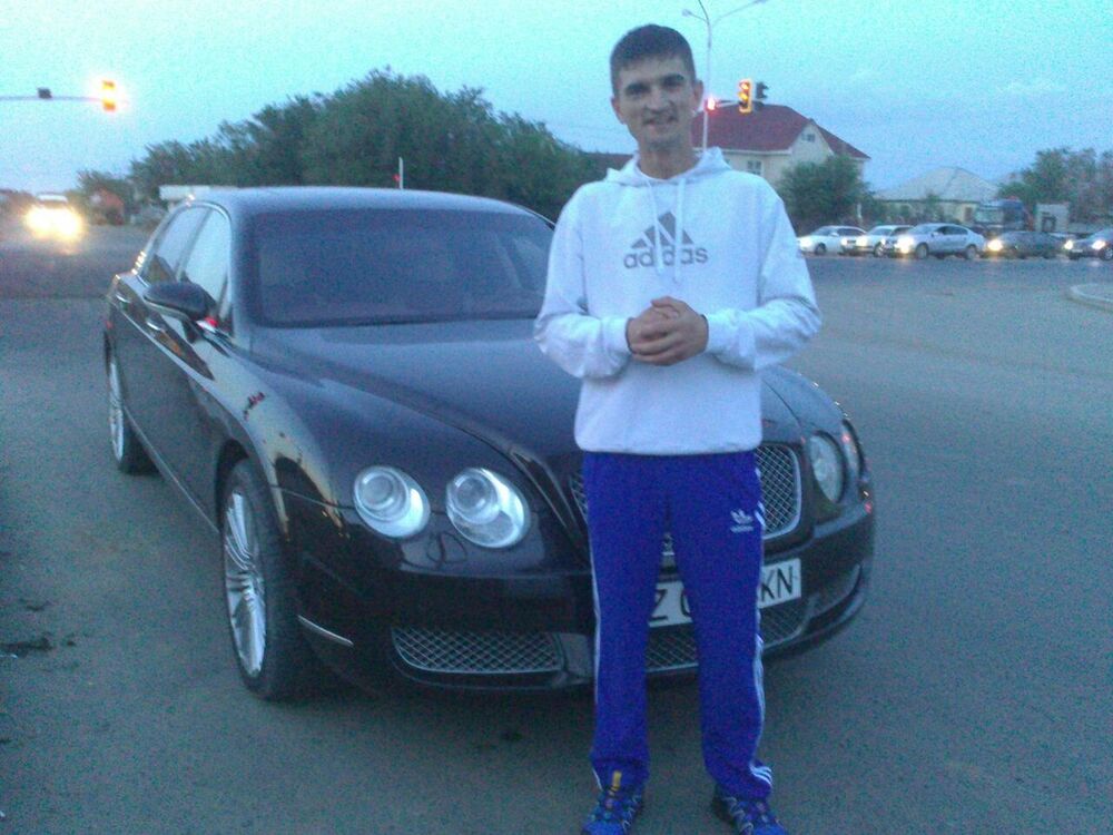  ,   Stavros, 37 ,   ,   , c 