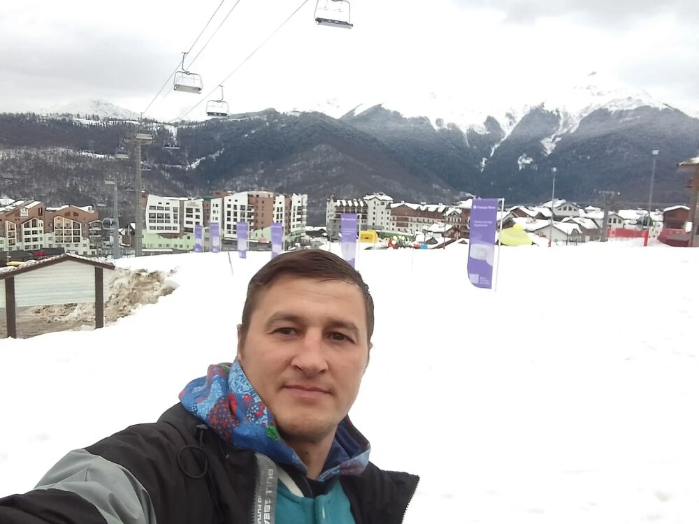  51531741  Alexei, 40 ,    
