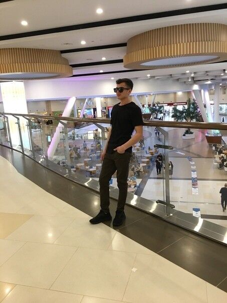  ,   Mitya, 32 ,   ,   , c 