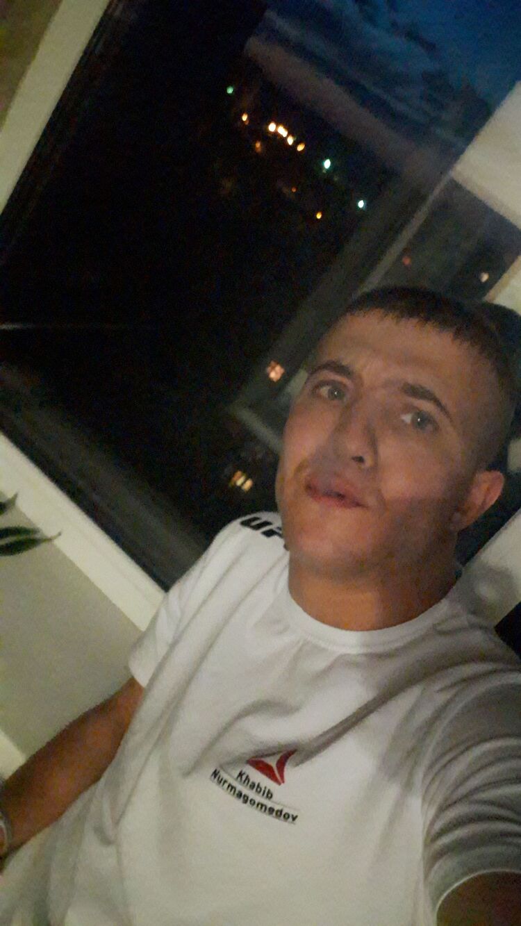  39817481  , 28 ,    